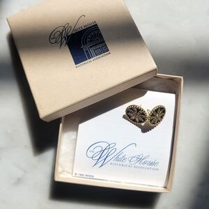 RARE Vintage White House Historical Association Earrings